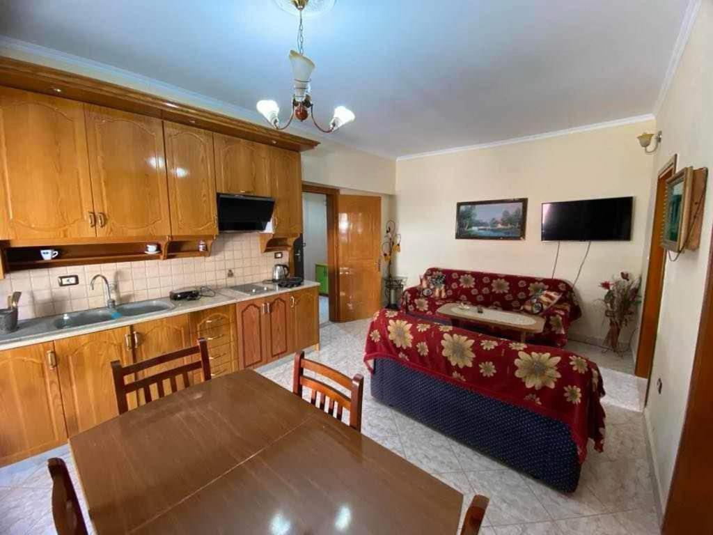Koli Apartaments Саранда Екстер'єр фото